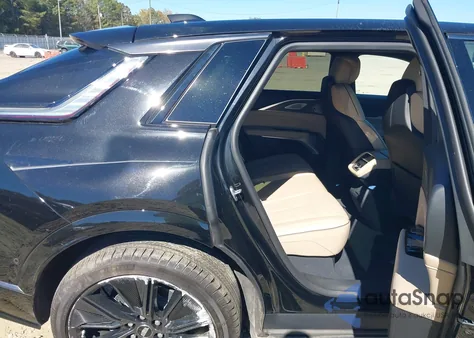 2024 Cadillac Lyriq Sport W/1Sk z USA, uszkodzony, nr VIN 1GYKPWRL8RZ141258